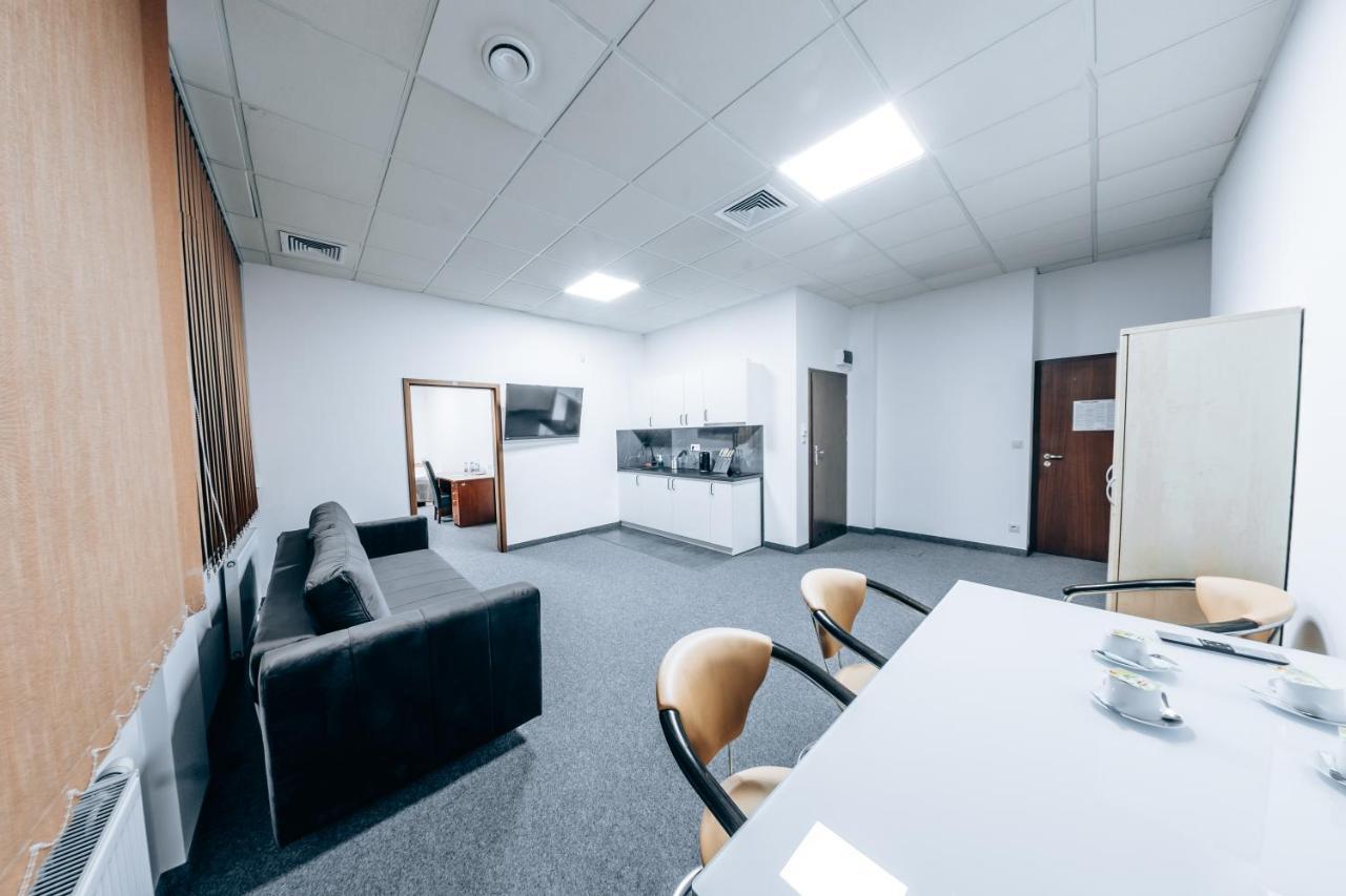 Apartamenty Expo Nadarzyn 3Rooms Kajetany Buitenkant foto
