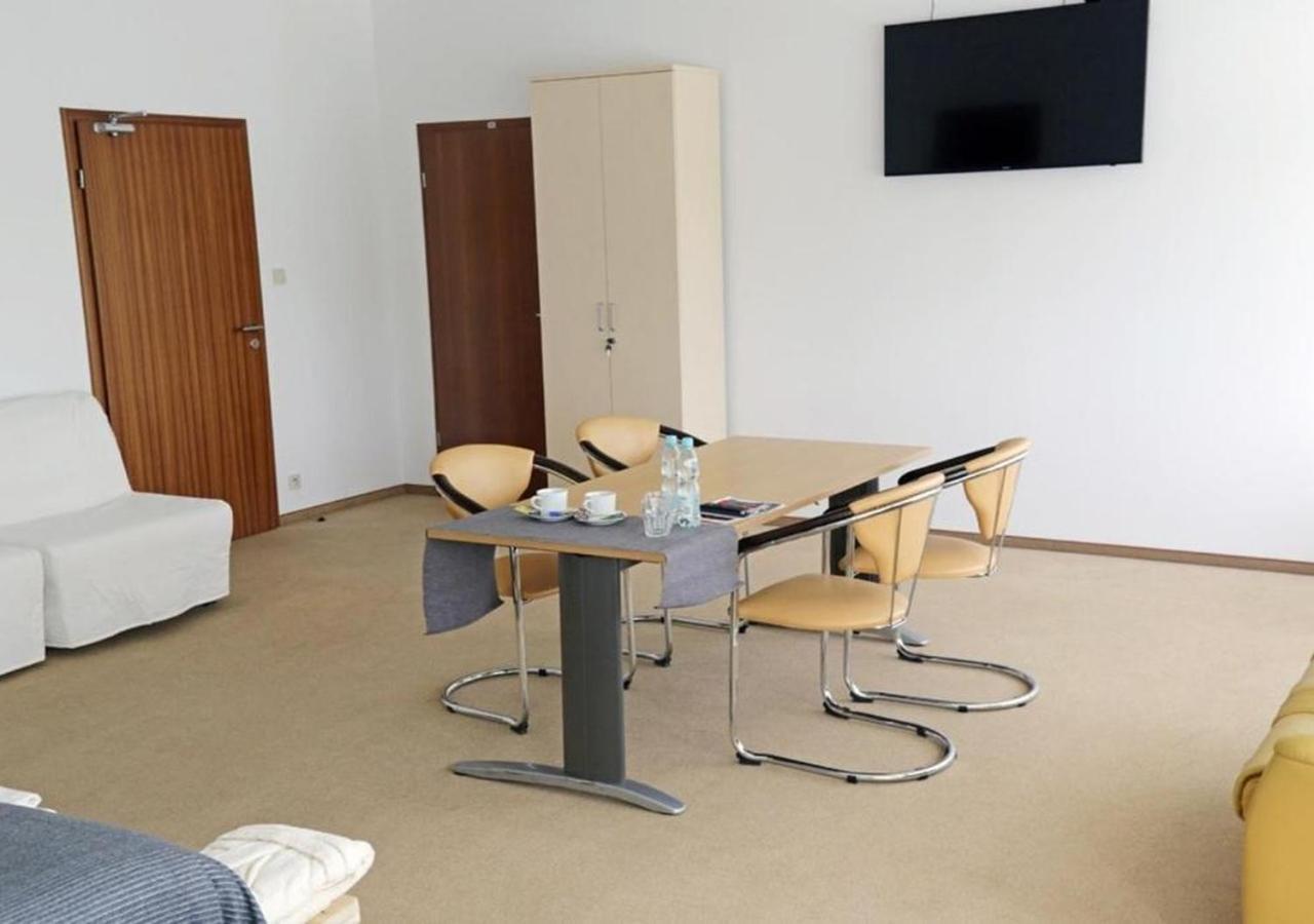 Apartamenty Expo Nadarzyn 3Rooms Kajetany Buitenkant foto